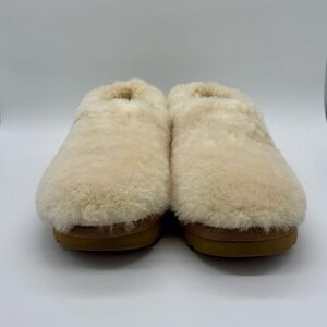 UGG Women's Classic Cozy Cream Fluffy Slippers